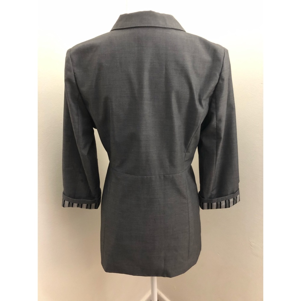 Grey blazer - Picture 2 of 3